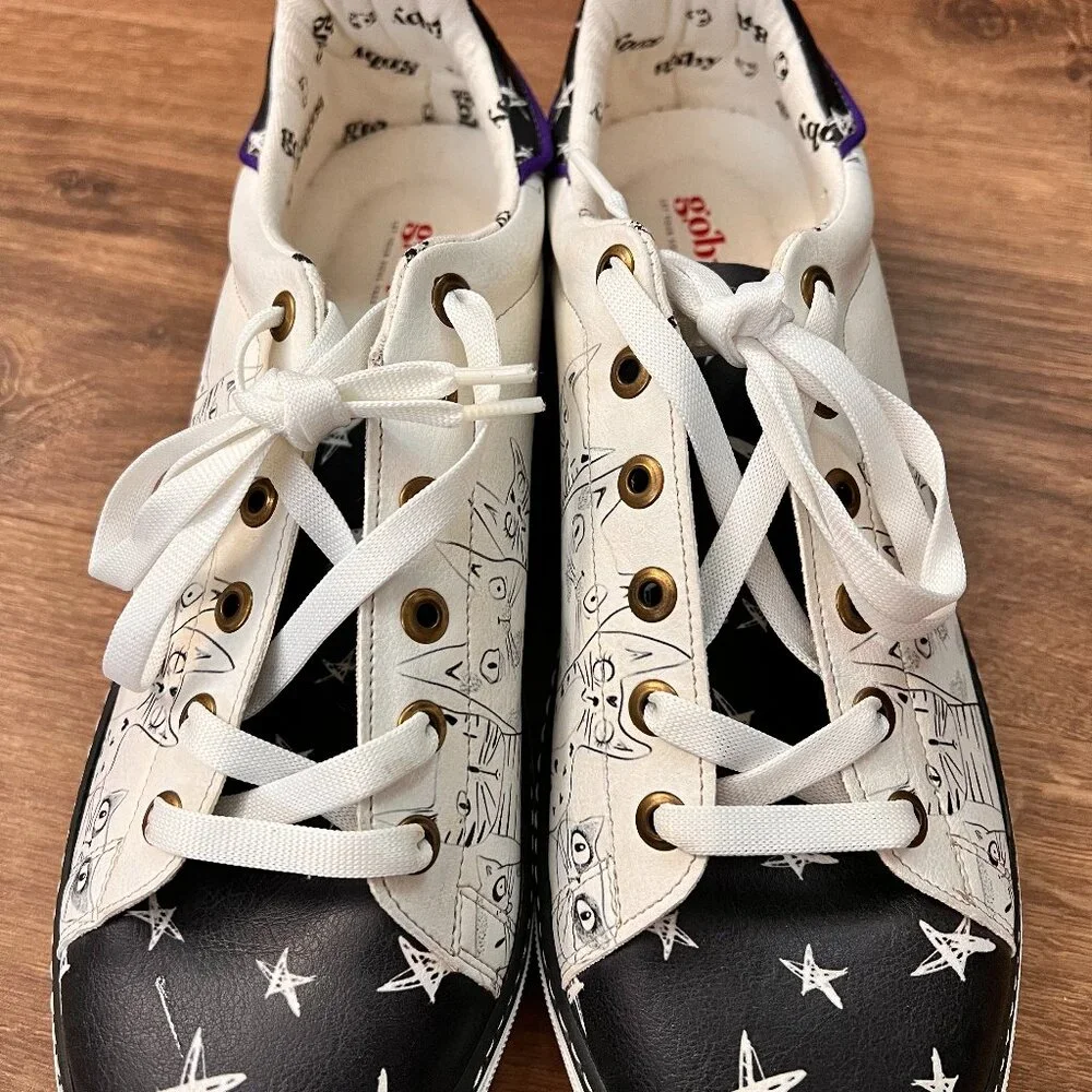 NWOT Goby Cat Lace Up White Black Sneakers Sz 42 (11.5)